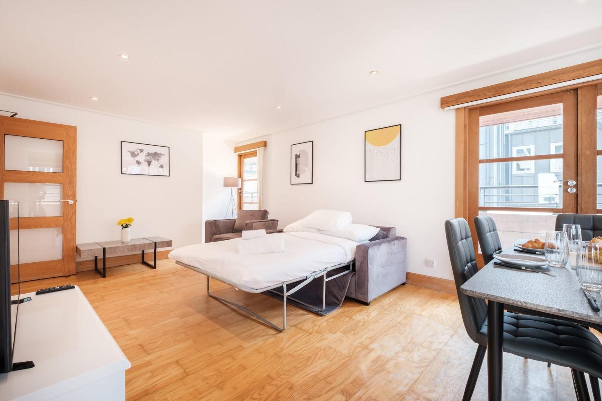 2Br Penthouse With Terrace - Heart Of Holborn - Cityapartmentstay London Exterior photo