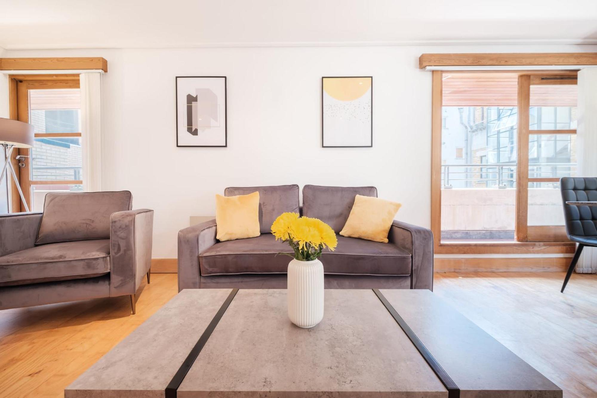 2Br Penthouse With Terrace - Heart Of Holborn - Cityapartmentstay London Exterior photo